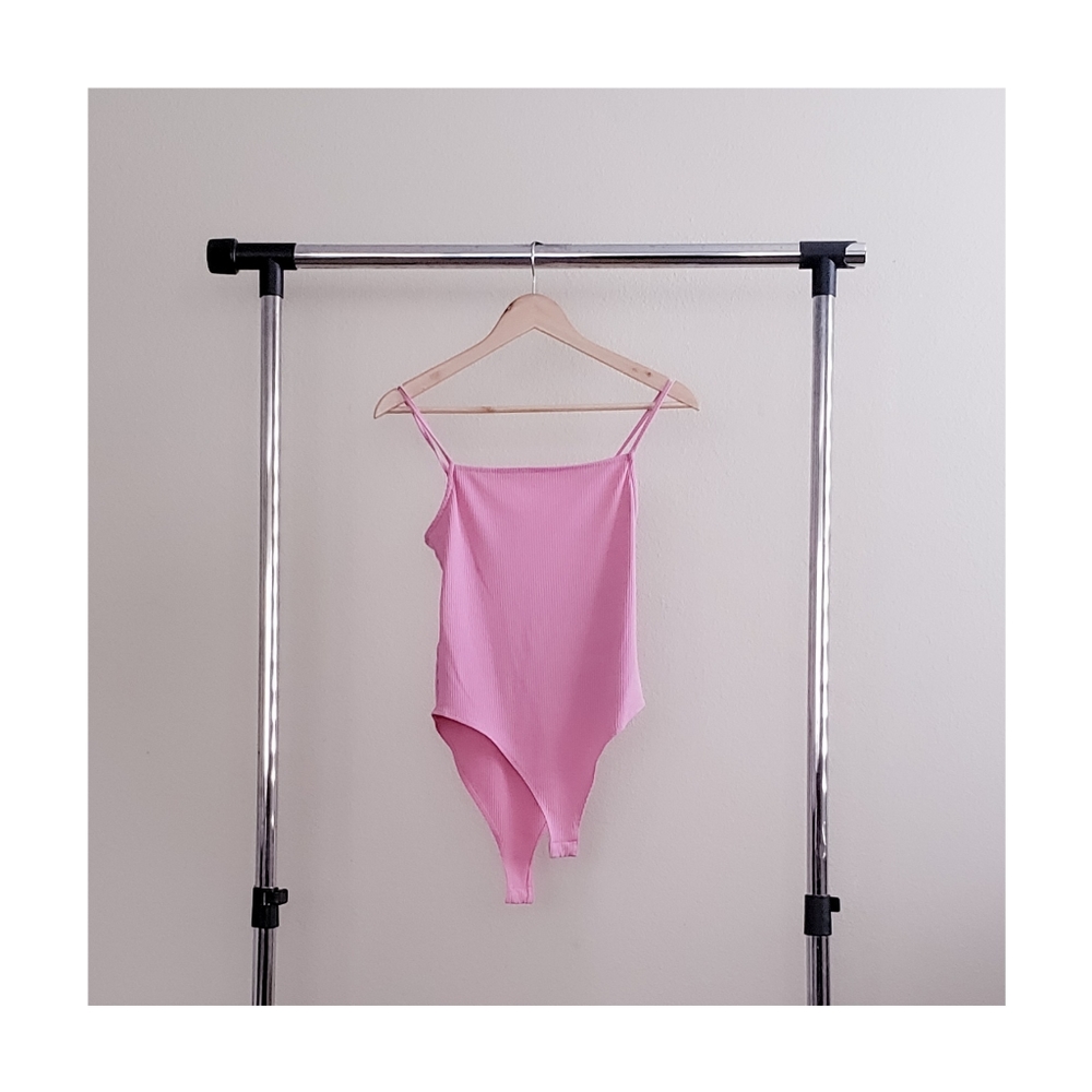 ☀️ FOREVER 21 Ribbed Bodysuit